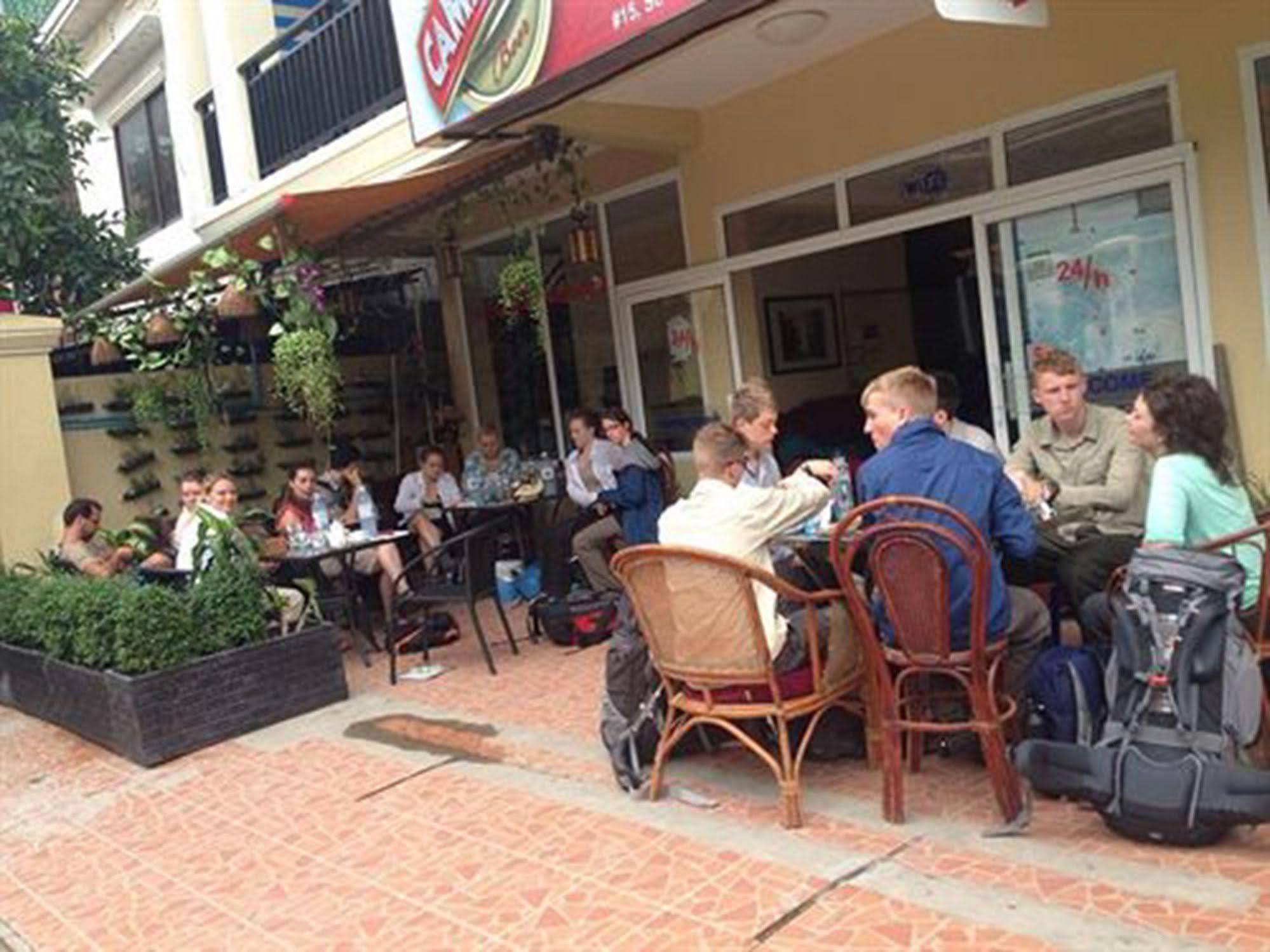 Homeland Guesthouse พนมเปญ ภายนอก รูปภาพ