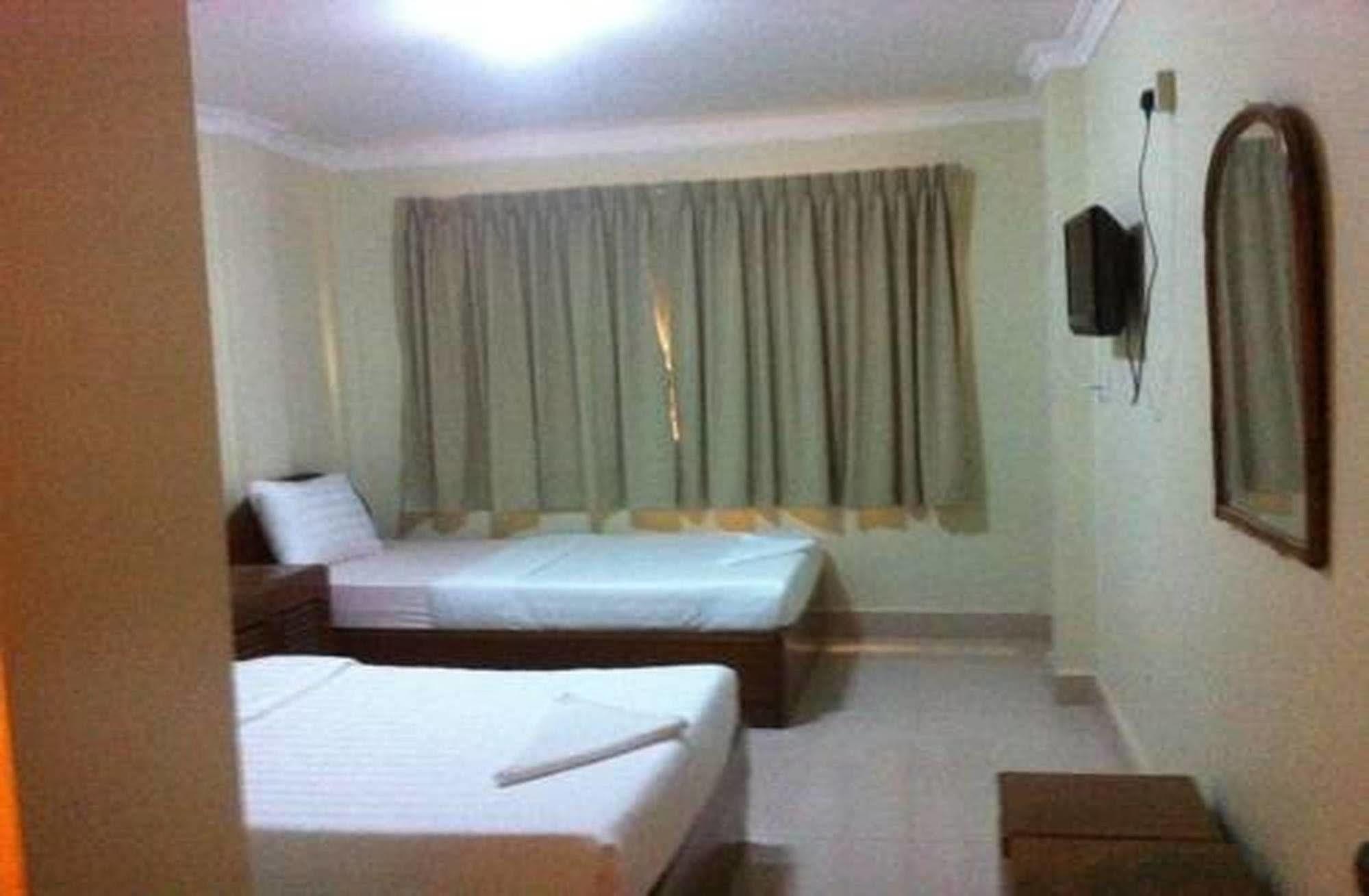 Homeland Guesthouse พนมเปญ ภายนอก รูปภาพ